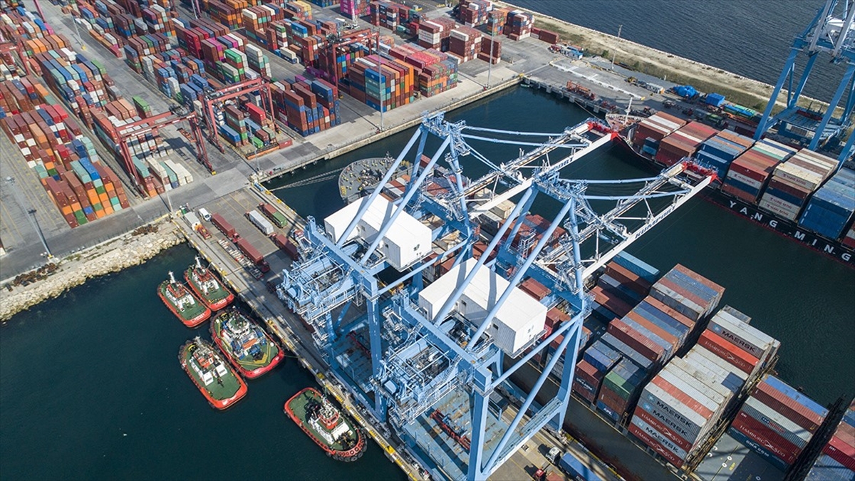 Yaklaşık 2 Milyar Dolarla 'günlük İhracat Rekoru' Kırıldı