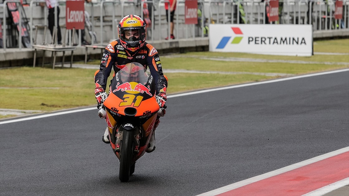 Milli Motosikletçi Deniz Öncü, İspanya Grand Prix'inde 4. Oldu