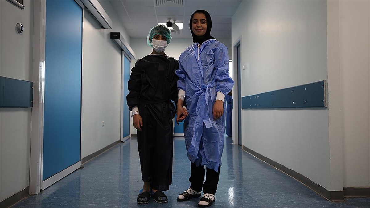 Talasemi Hastası Kardeşlere Kardeşleri "Can" Oldu