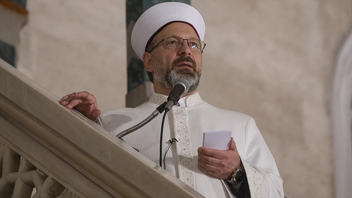 Diyanet İşleri Başkanı Erbaş: Allah Dünyayı Hepimiz İçin Yaratmıştır Ve Dünya Hepimize Yeter
