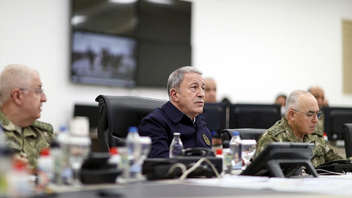 Milli Savunma Bakanı Akar: Pençe Kilit Operasyonunda Şu Ana Kadar 61 Terörist Etkisiz Hale Getirildi