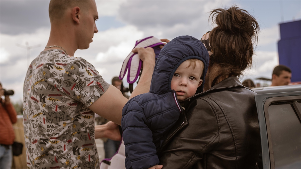 Bm: Ukrayna'da Yaklaşık 12,8 Milyon Kişi Yerinden Edildi