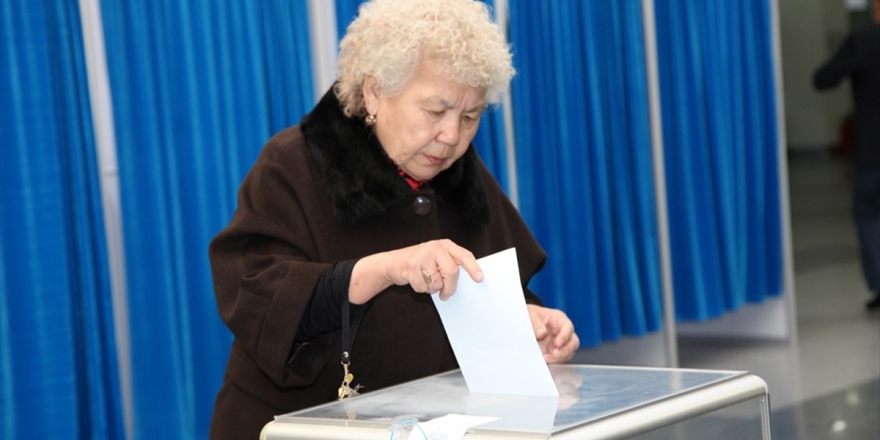 Kazakistan Yarın Sandık Başına Gidecek