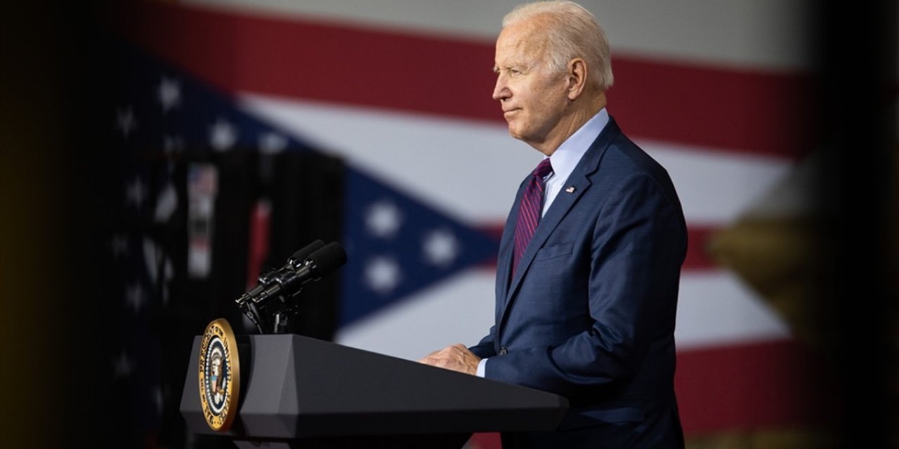 Biden, Ukrayna'ya Silah Verilmesini Kolaylaştıracak Yasayı İmzaladı