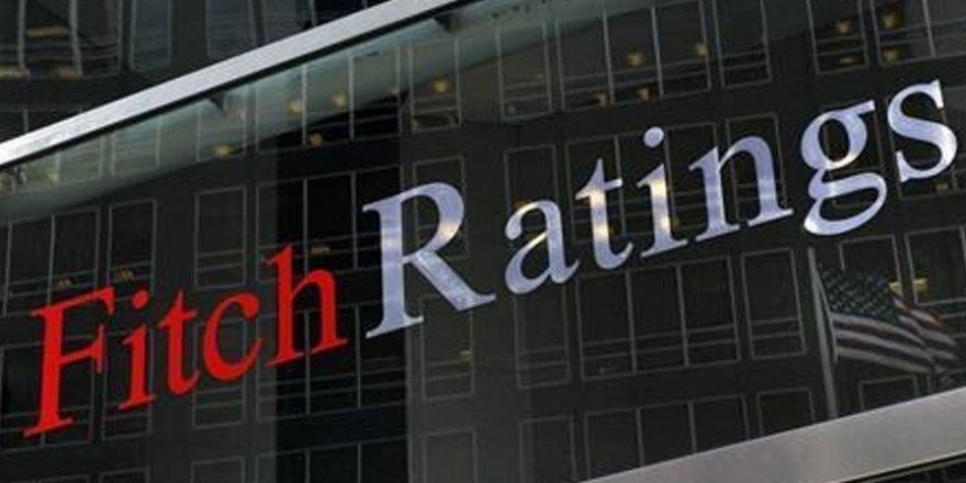 Fitch Ratings, Deutsche Bank'ın Kredi Notunu Düşürdü