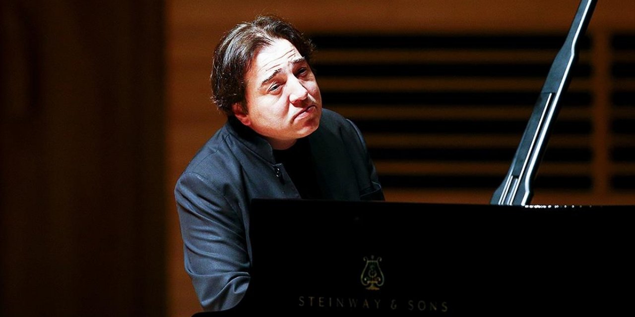 Piyanist Ve Besteci Fazıl Say Akm'deki İlk Konserini Verdi