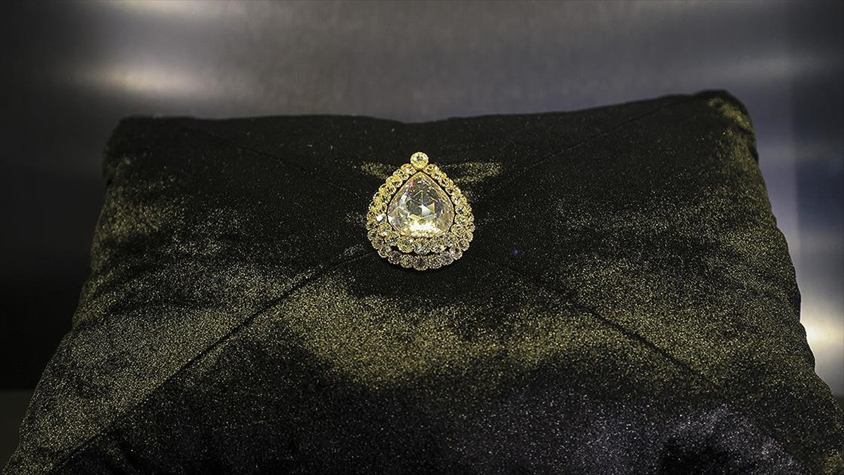 Kaşıkçı Elması Topkapı Sarayı'nda Sergileniyor