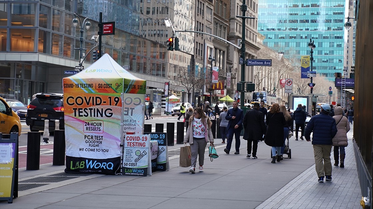 Abd Başkanı Biden: Kovid-19 Nedeniyle Ülkede Bir Milyon Kişi Öldü