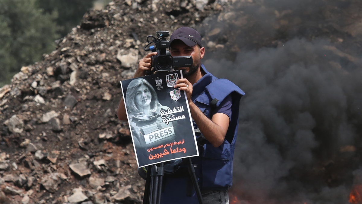 Hukukçulara Göre İsrail, Gazetecilere Gözdağı Vermek İçin Al Jazeera Muhabiri Ebu Akile'yi Öldürdü