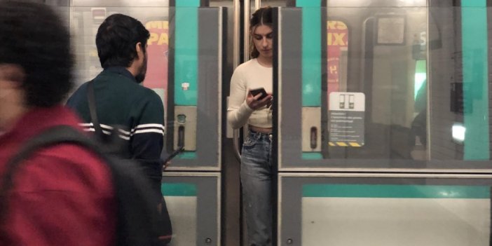 Fransa'da Toplu Taşıma Araçlarında Maske Zorunluluğu Kaldırıldı