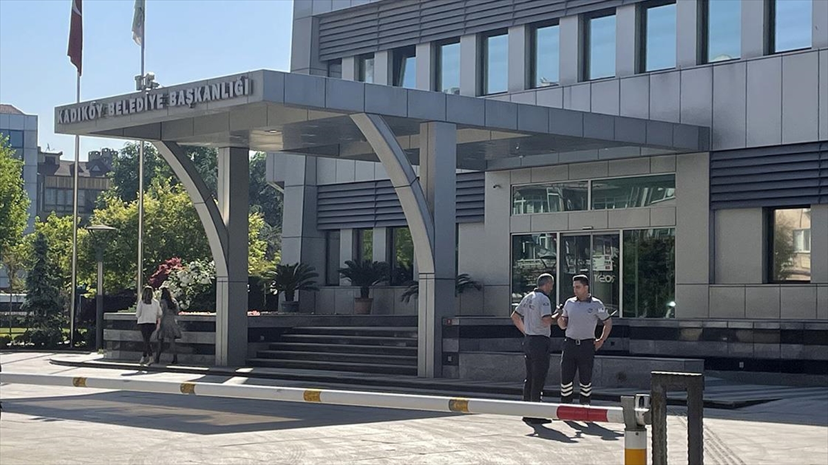 İstanbul Merkezli Rüşvet Operasyonunda Zanlıların İfadeleri Alınıyor