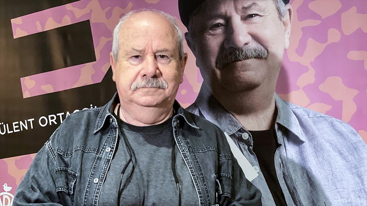 Bülent Ortaçgil, Müzikteki 53 Yıllık Yolculuğunu, İkili Albümde Yansıttı