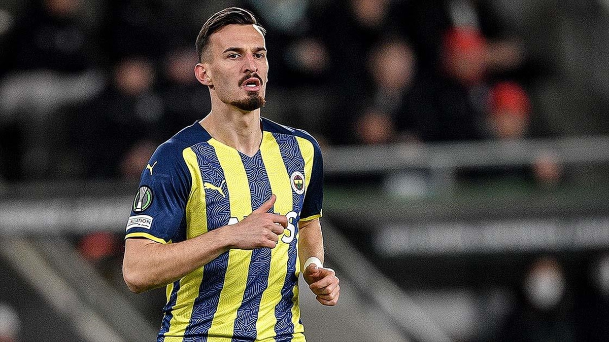 Uefa Avrupa Ligi'nde Sezonun Golü Fenerbahçeli Berisha'dan