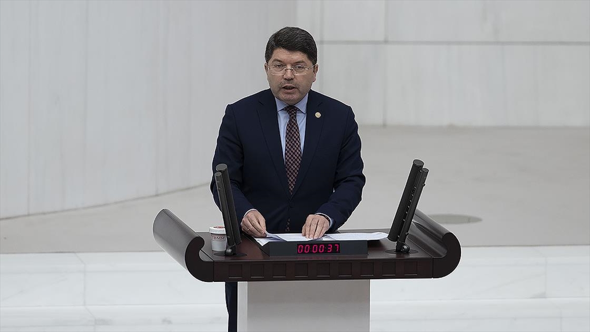 Yılmaz Tunç, Ak Parti TBMM Grup Başkanvekili Seçildi