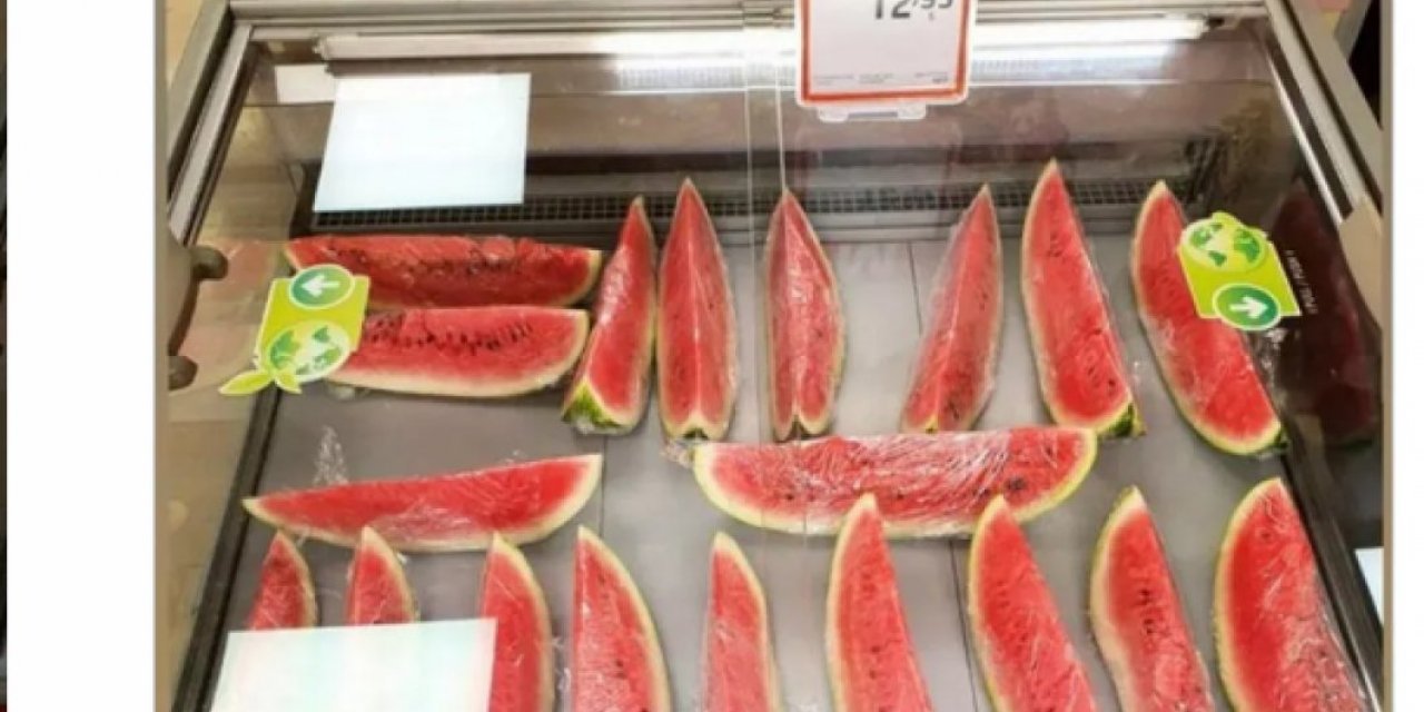 Şahan Gökbakar, dilimle satılan karpuzları paylaştı