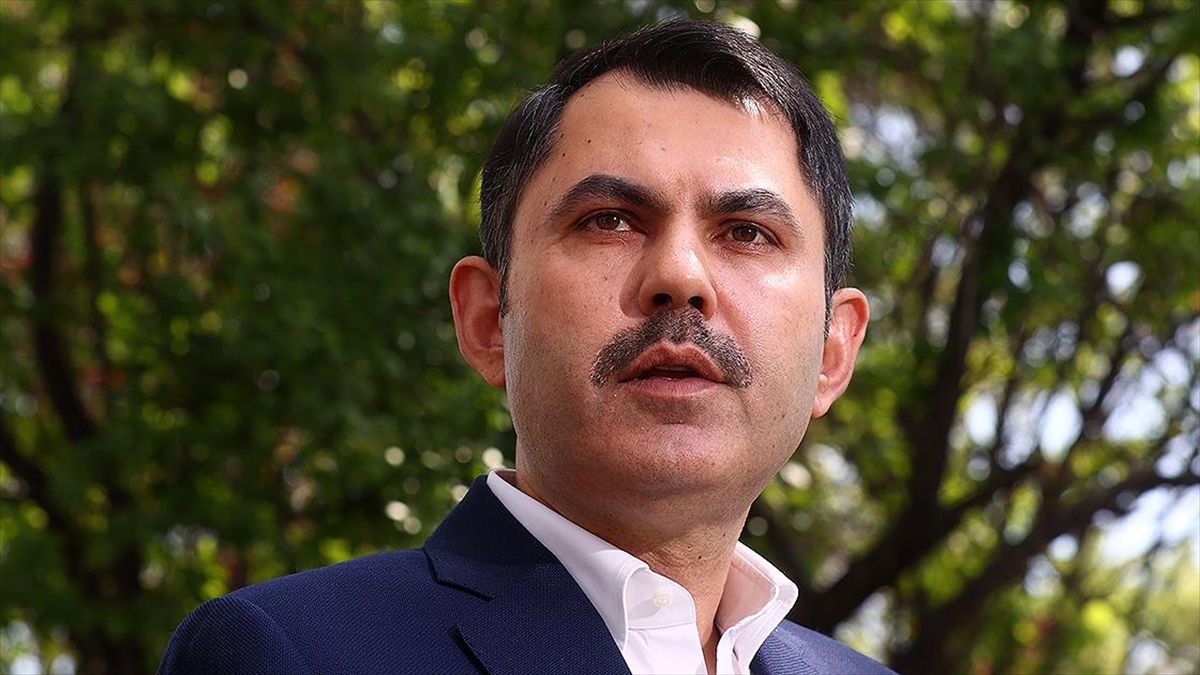 Bakan Kurum'dan Atatürk Havalimanı Millet Bahçesi'ndeki Fidan Dikim Törenine Davet