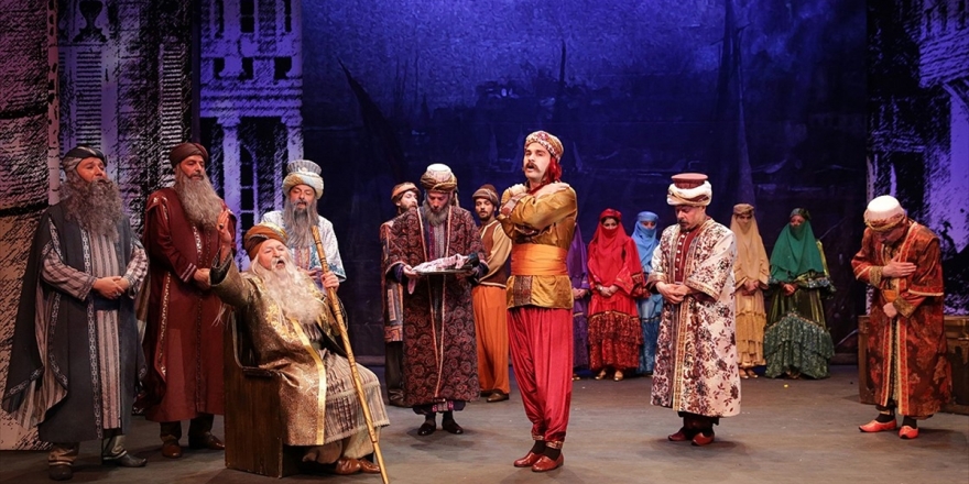 Nöbetçi Tiyatro'da 'Kaşıkçılar' Sanatseverlerle Buluşacak