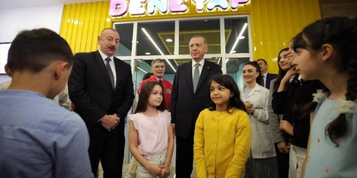 Erdoğan, Bakü'de İki Merkezin Açılışını Yaptı