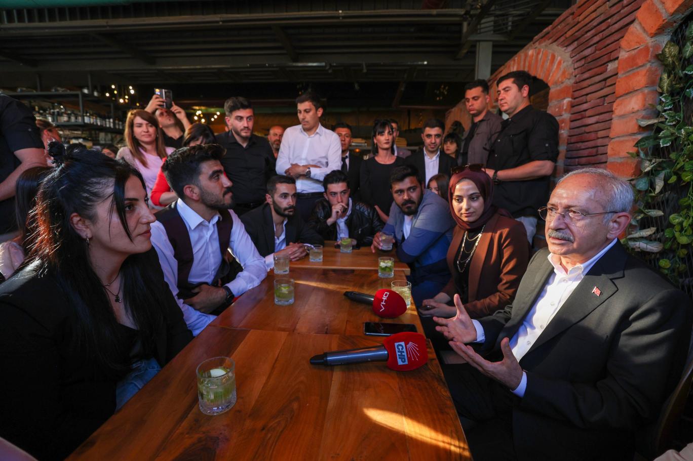 Kılıçdaroğlu: Benim kimliğim niye siyasete konu oluyor?