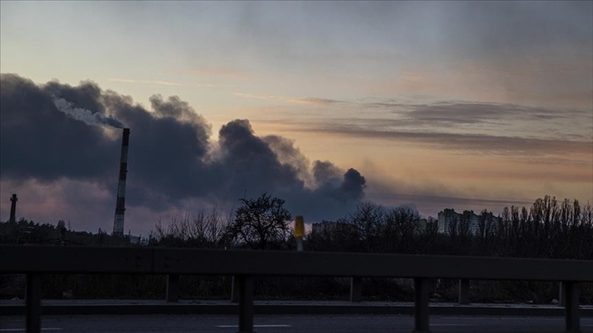 Rusya: Dnipro Bölgesinde Ukrayna'ya Ait Büyük Bir Cephanelik İle Su-25 Uçağını Vurduk
