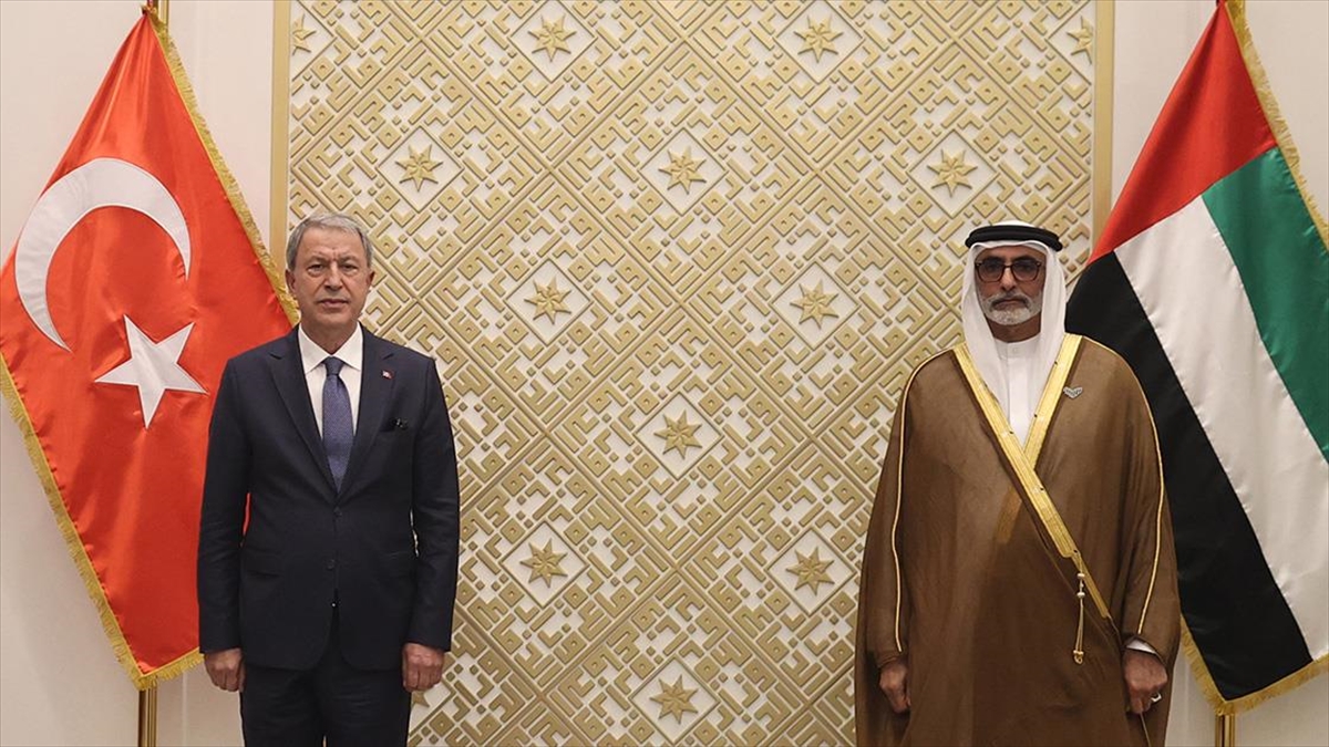 Milli Savunma Bakanı Akar, BAE Savunma Bakanı Al Bowardi İle Görüştü