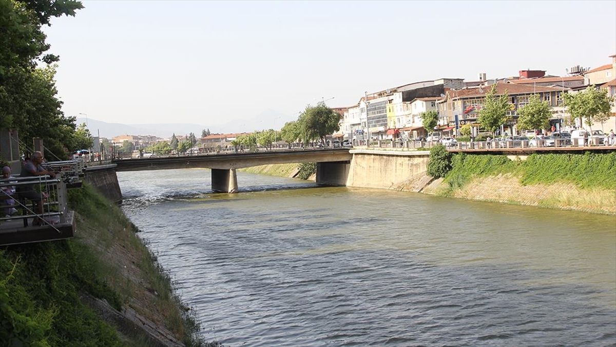 Undp'den Asi Nehri'ndeki Kirlilikle Mücadele İçin Destek