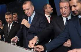 Erdoğan'ın temelini attığı fabrika sökülüyor