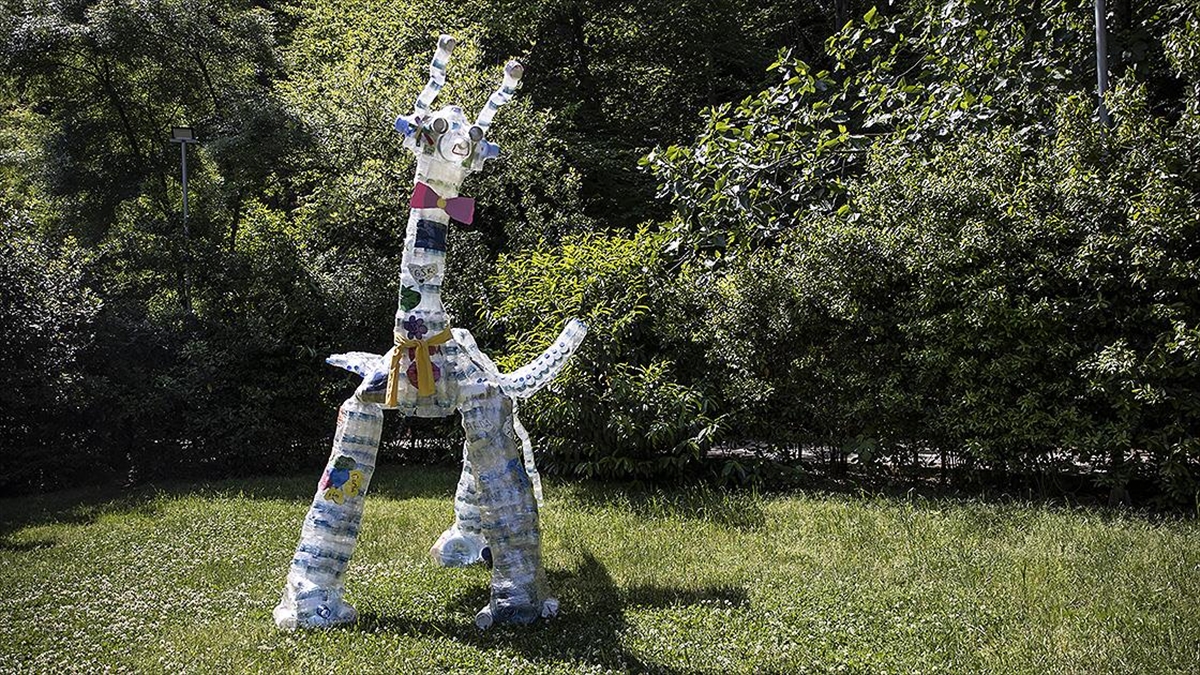 GSK Türkiye Ve TOG İş Birliğiyle Plastik Atıklar Sanat Eserine Dönüştü