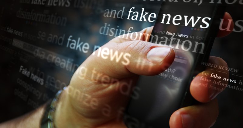 Dezenformasyon yasası: Gazeteciler yasanın çekilmesini istedi