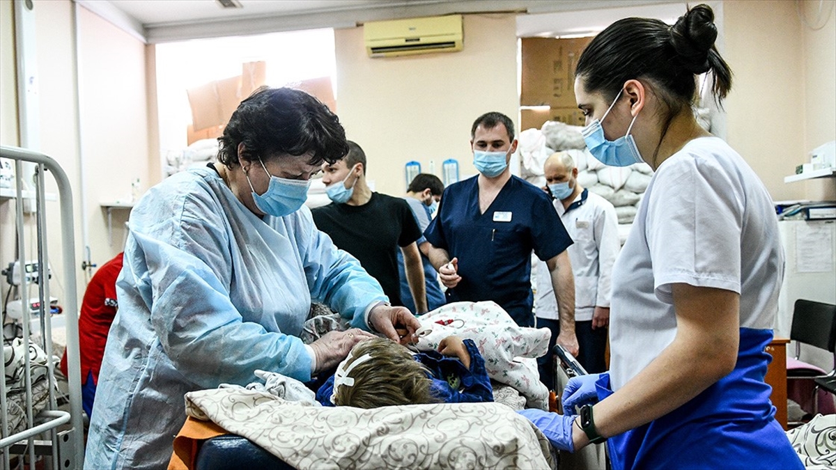 Dünya Çocuk Günü'nün Kutlandığı Ukrayna'daki Savaşta 243 Çocuk Öldü