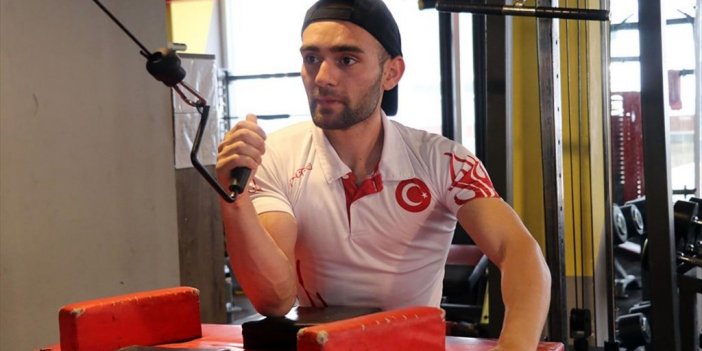 Katıldığı İlk Turnuvada Dirseği Kırılan Sporcu, Pes Etmeyerek Avrupa Şampiyonu Oldu