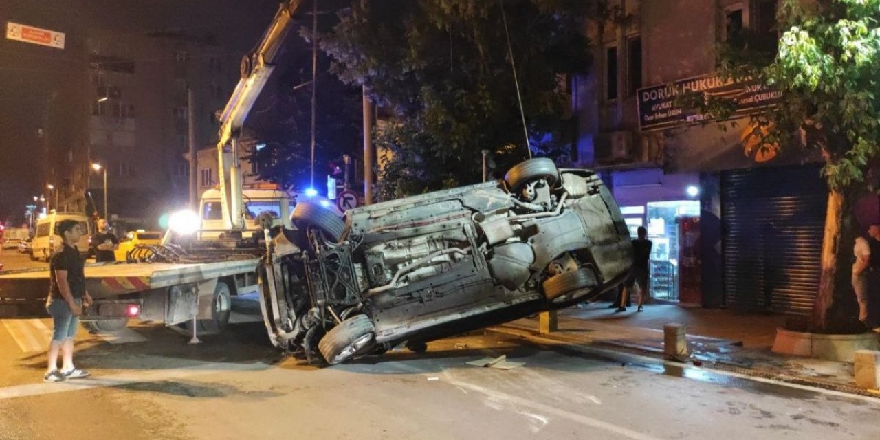 Kocaeli'de kaza yapan otomobilin sürücüsü kaçtı