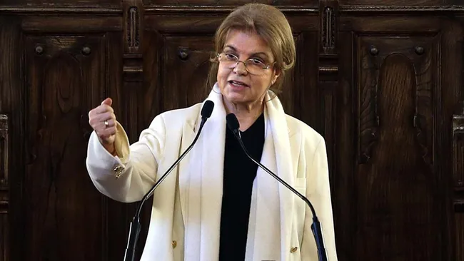 Tansu Çiller hakkında dikkat çeken kulis! "Ekonomide dümenin arkasındayım!"