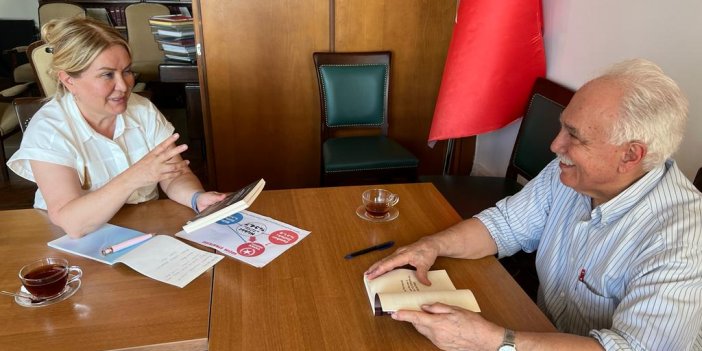 Doğu Perinçek'ten Bomba açıklamalar! "Erdoğan, FETÖ'cüleri Hapse Attı, Bir Kısmını Öldürdü"