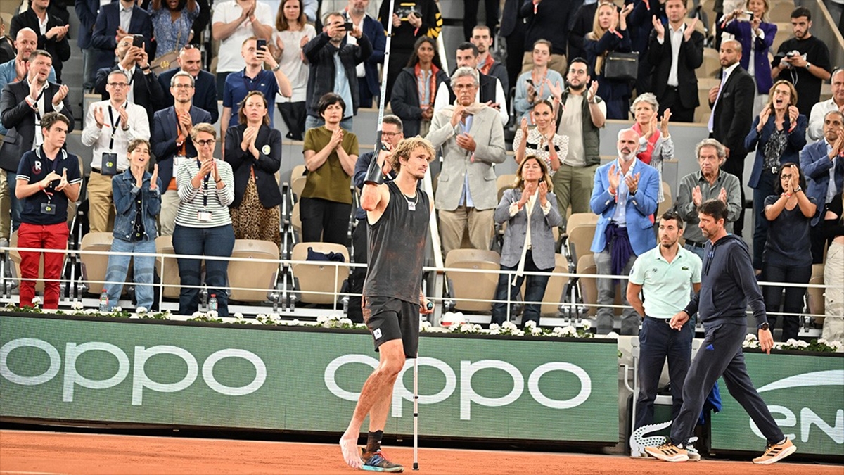 Alexander Zverev'in Ayak Yan Bağlarında Yırtık Tespit Edildi