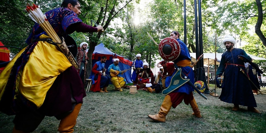Moskova’da 'Osmanlı Ordu Karargahı' Kuruldu