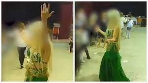 Dansözlü etkinlik okul müdürünün başını yedi!