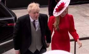 Birleşik Krallık Başbakanı Boris Johnson, Kraliçe II. Elizabeth için düzenlenen törende yuhalandı
