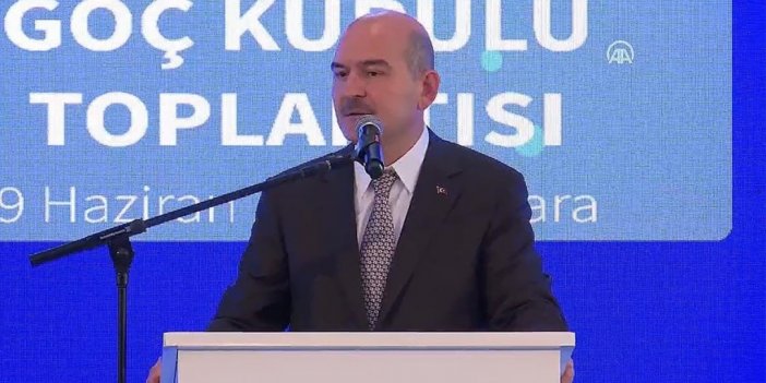 İçişleri Bakanı Soylu: Taksicilere Yabancı Yolcuların İl Dışı Seyahat İzin Belgelerini Kontrol Yükümlülüğü Getiriyoruz