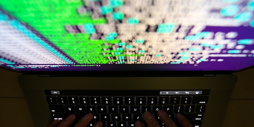 Yeni Nesil Yazılım Geliştirme Yöntemleri Devops'ta Tartışılacak