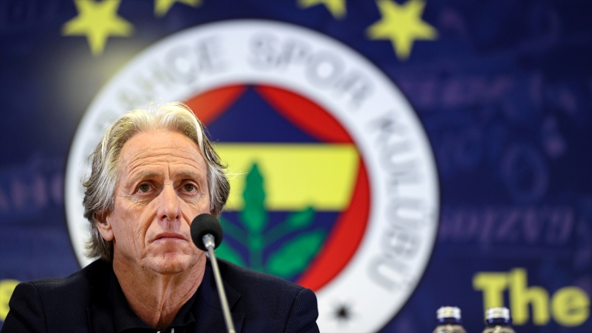 Fenerbahçe Teknik Direktörü Jesus'tan Transfer Açıklaması