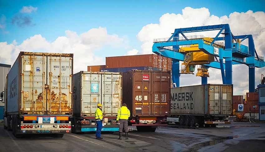 Devletin memuru da bunu yaparsa... 750 milyon liralık vurgun!