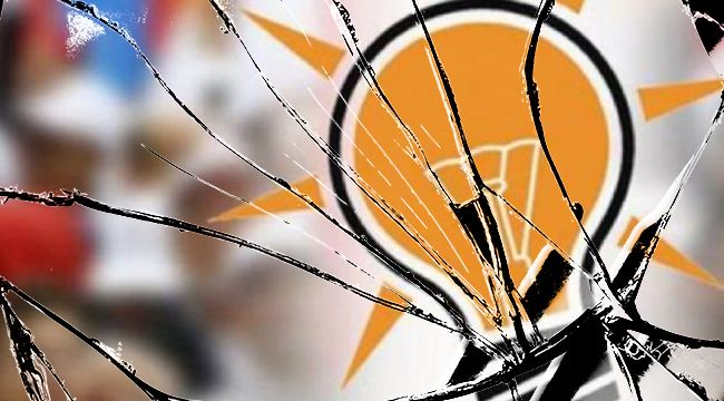 AKP'de yine üst düzey istifalar! Arka arkaya terk ediyorlar