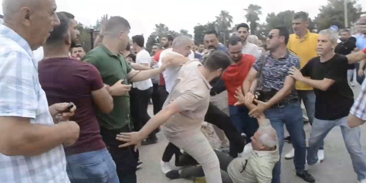 Adana'da basın mensubu baba-oğula dayak atıldı