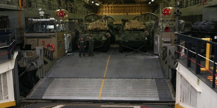 ABD Donanmasına Ait Gemi Türk Basınına Tanıtıldı