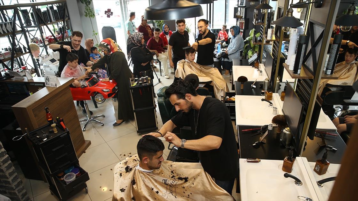 'Sevgi Makası' Projesiyle Engellilere Ücretsiz Kuaför Hizmeti Veriliyor