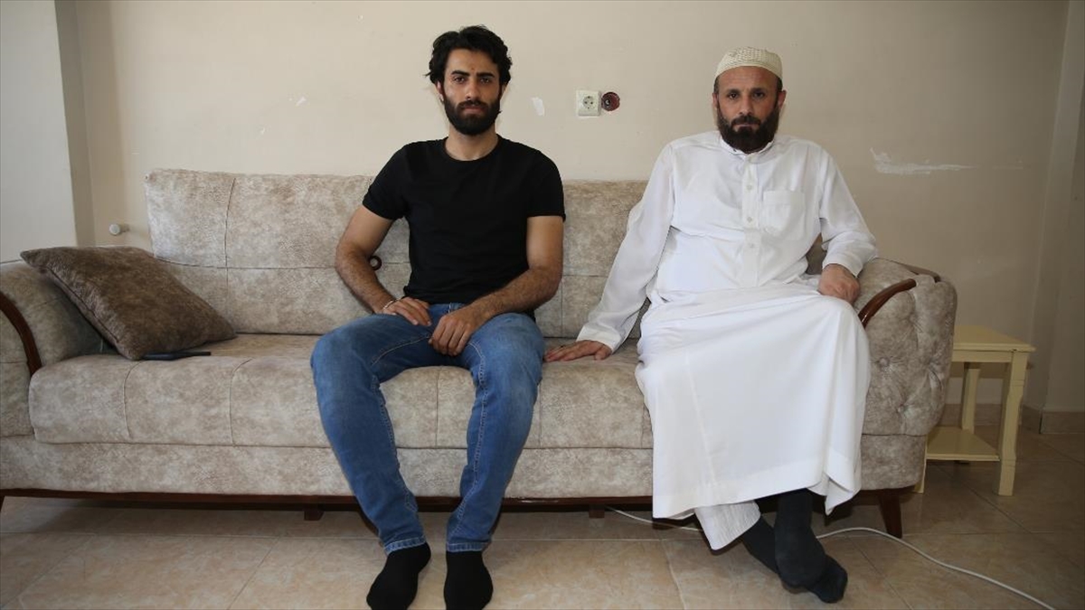 YPG/PKK Baskısından Kaçıp Hatay'a Sığınan Münbiçliler Vatanlarına Dönmek İstiyor