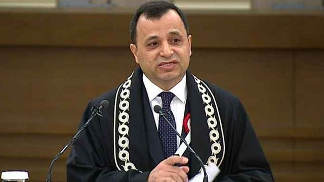 AYM Başkanı da yargıdan şikâyetçi: Radikal adımlar atılmalı