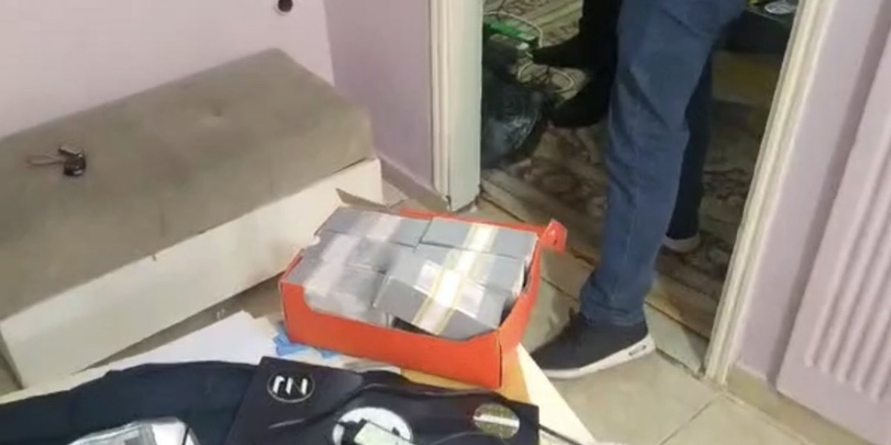 Kağıthane'de solüsyonla döviz dolandırıcılığı yapan Afrikalı yakalandı