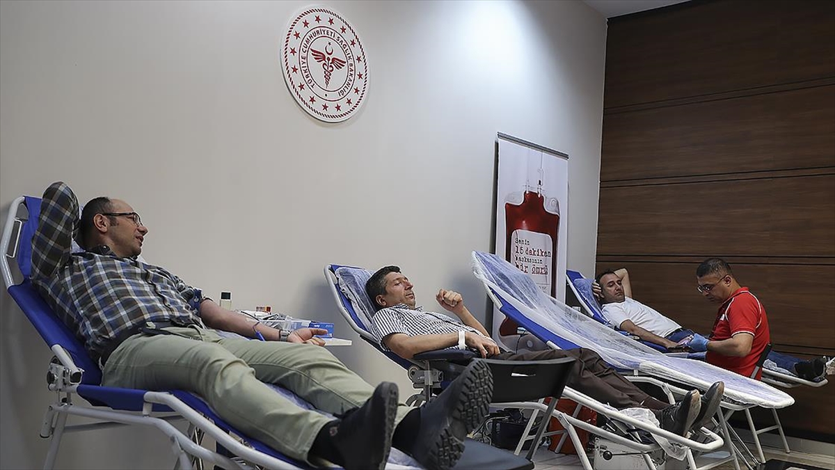 Sağlık Bakanlığında Kan Bağışı Etkinliği